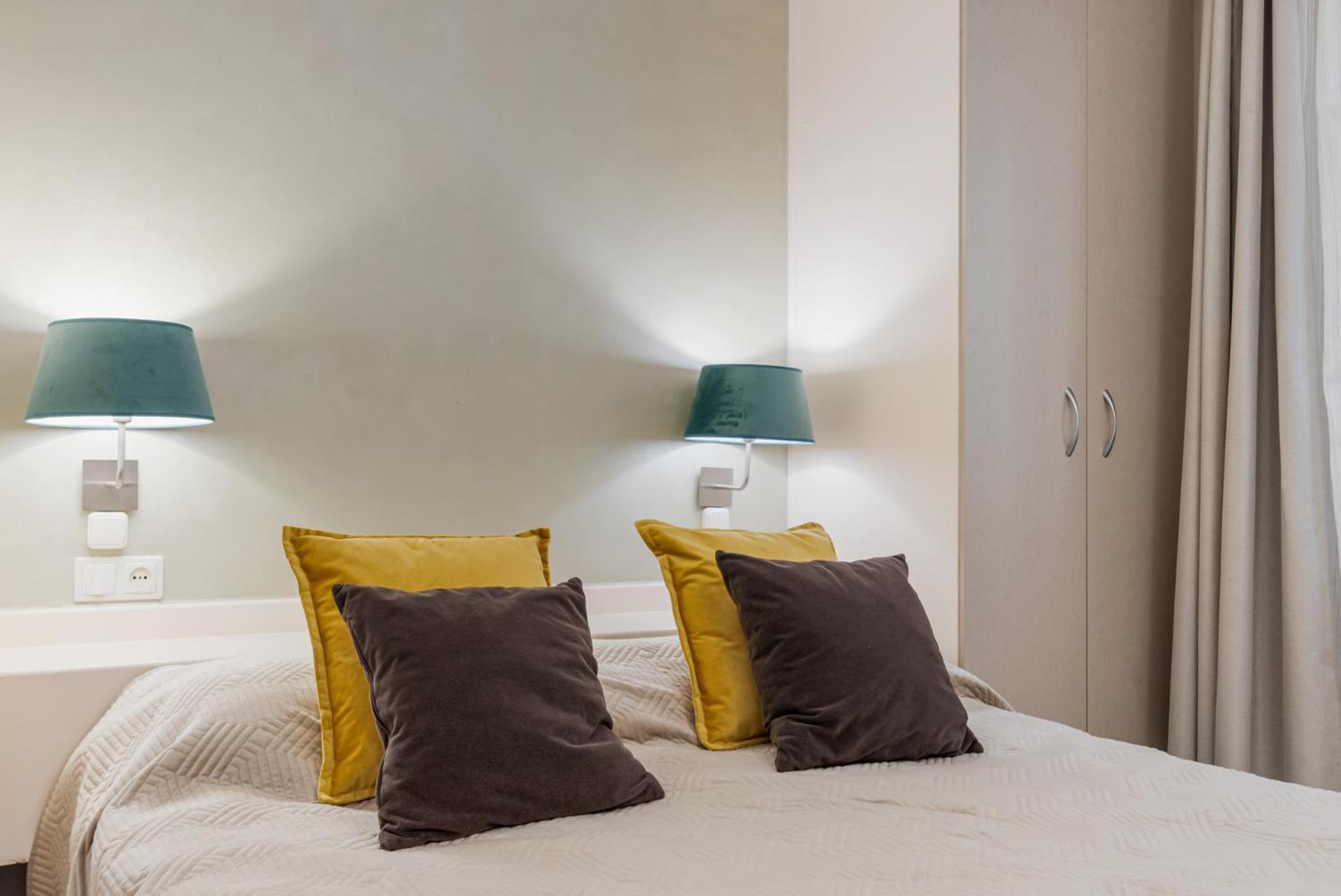 Miraflores Apartments By The Beach Costa Del Sol Sitio de Calahonda Exterior photo