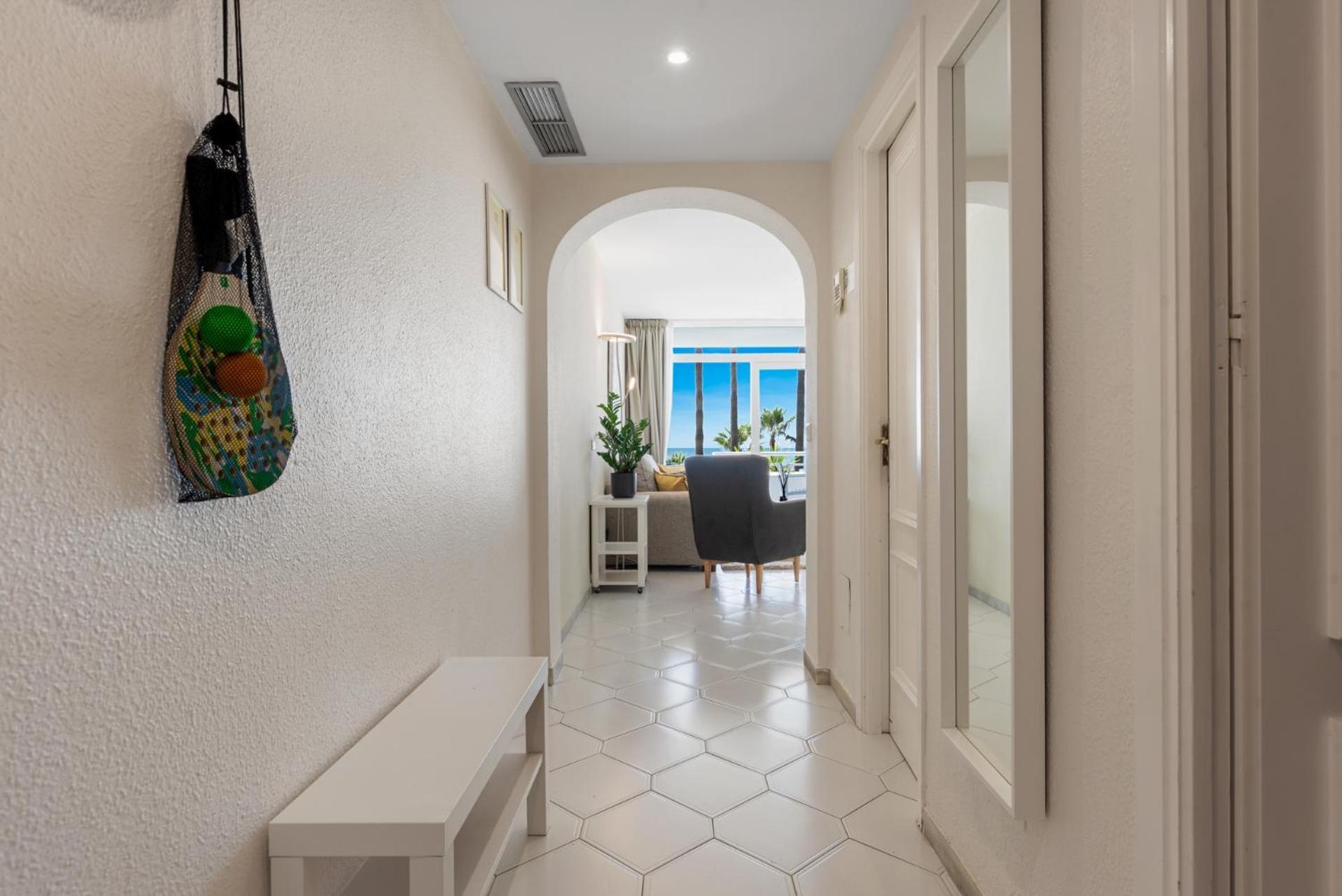 Miraflores Apartments By The Beach Costa Del Sol Sitio de Calahonda Exterior photo